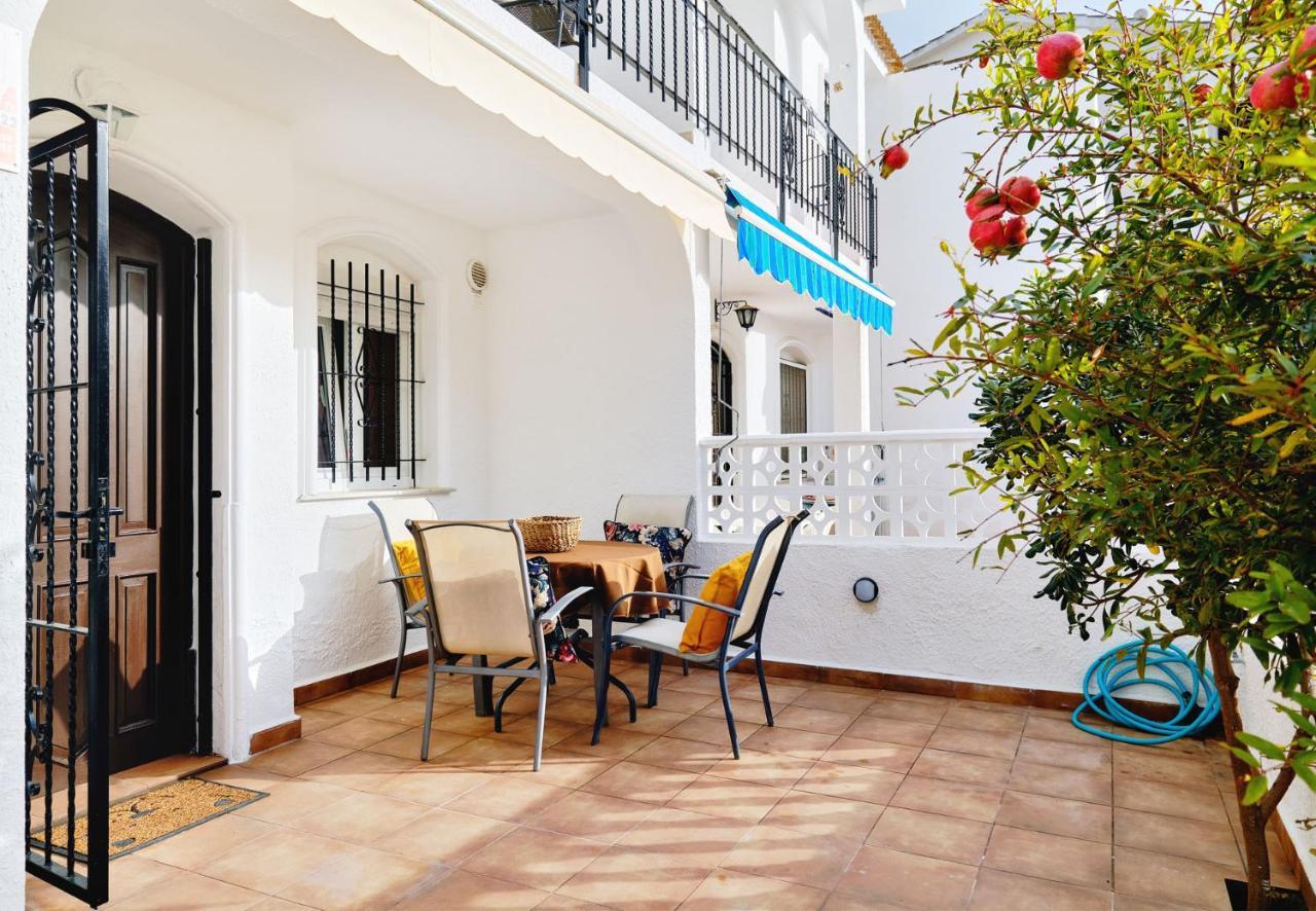 Family Bungalow La Zenia Beach Dehesa de Campoamor  Exterior photo